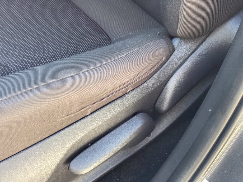 Used 2025 Toyota RAV4 LE AWD/4WD image 14