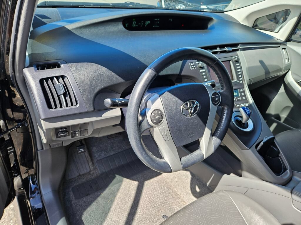 Used 2010 Toyota Prius Three FWD image 15