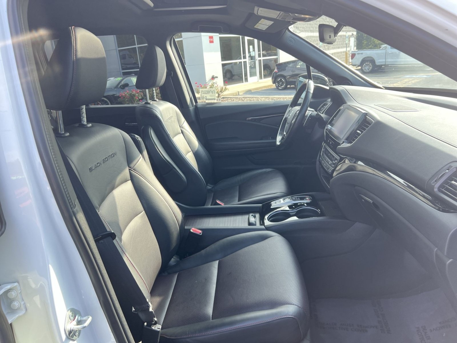 Used 2022 Honda Ridgeline Black Edition image 27