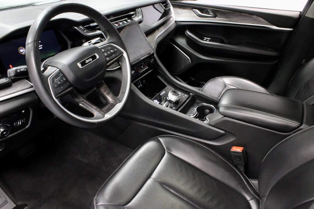 Used 2024 Jeep Grand Cherokee Limited 4xe AWD/4WD image 22