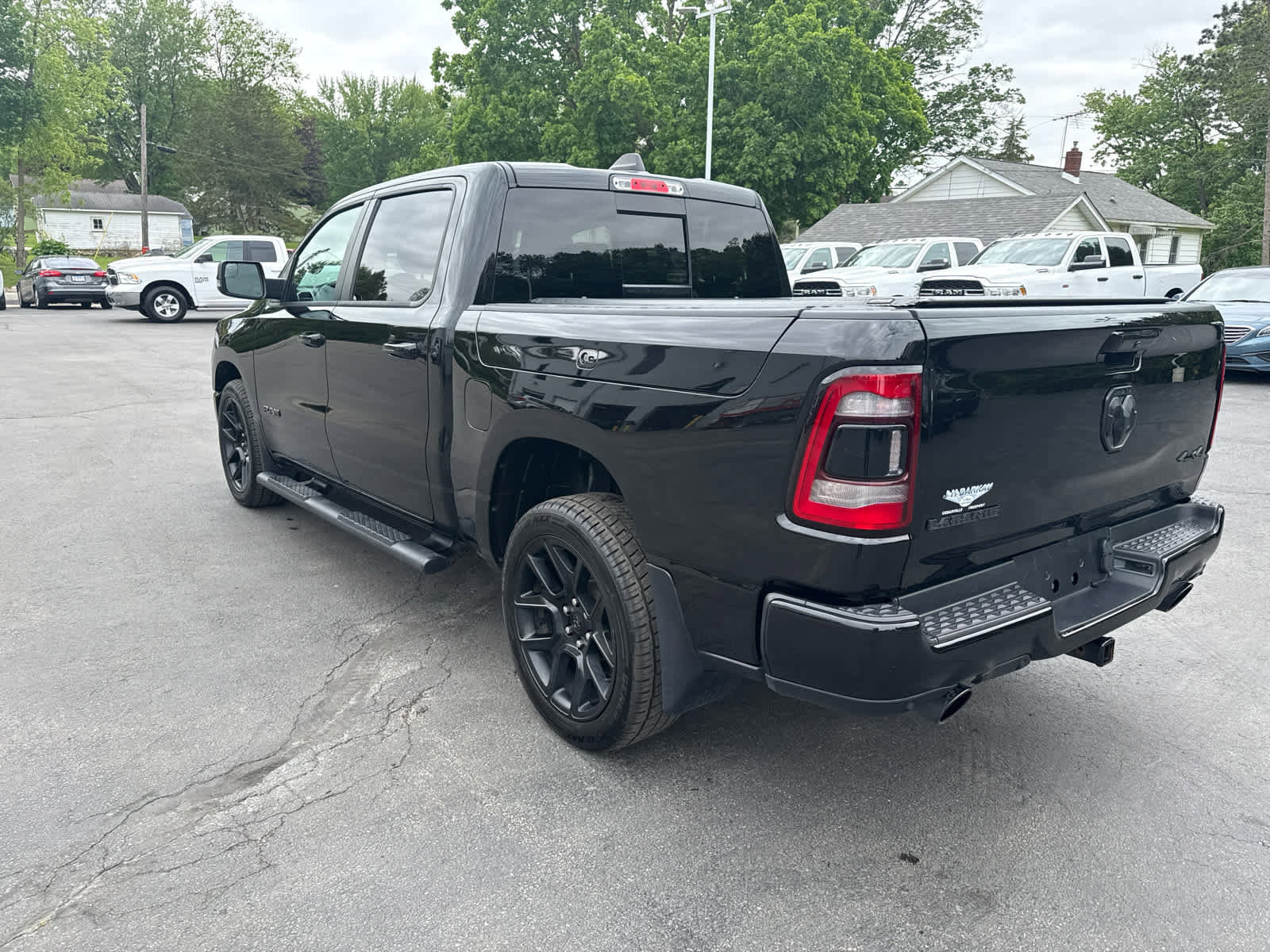 Used 2024 RAM 1500 Laramie AWD/4WD image 5
