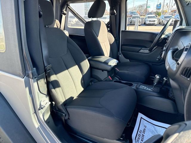Used 2017 Jeep Wrangler Sport w/ Connectivity Group image 23