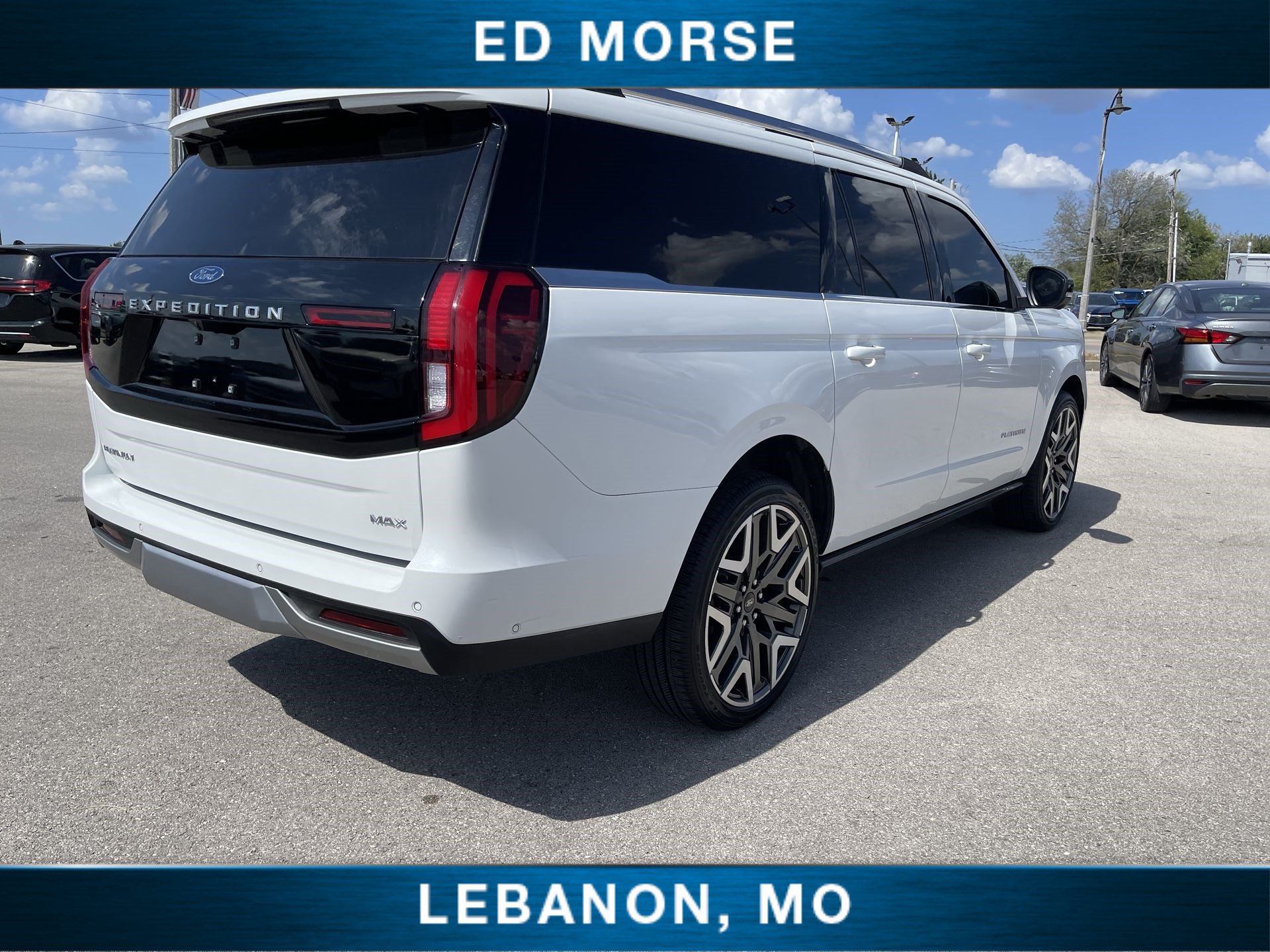 Certified 2025 Ford Expedition Max Platinum w/ Platinum Ultimate Package AWD/4WD image 8