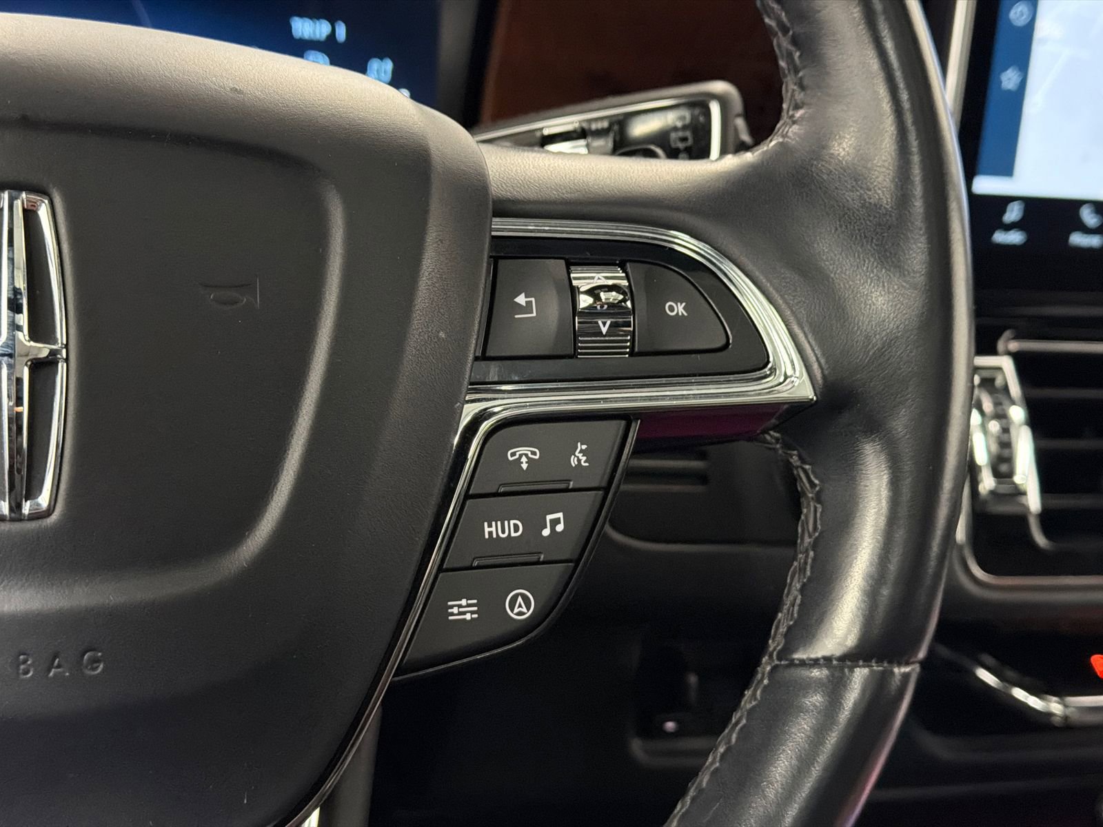 Used 2023 Lincoln Navigator Black Label image 26