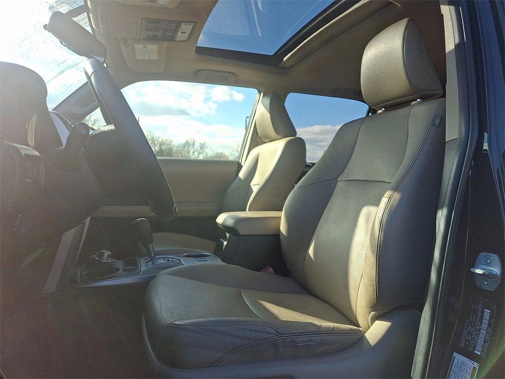 Used 2017 Toyota 4Runner Limited image 13