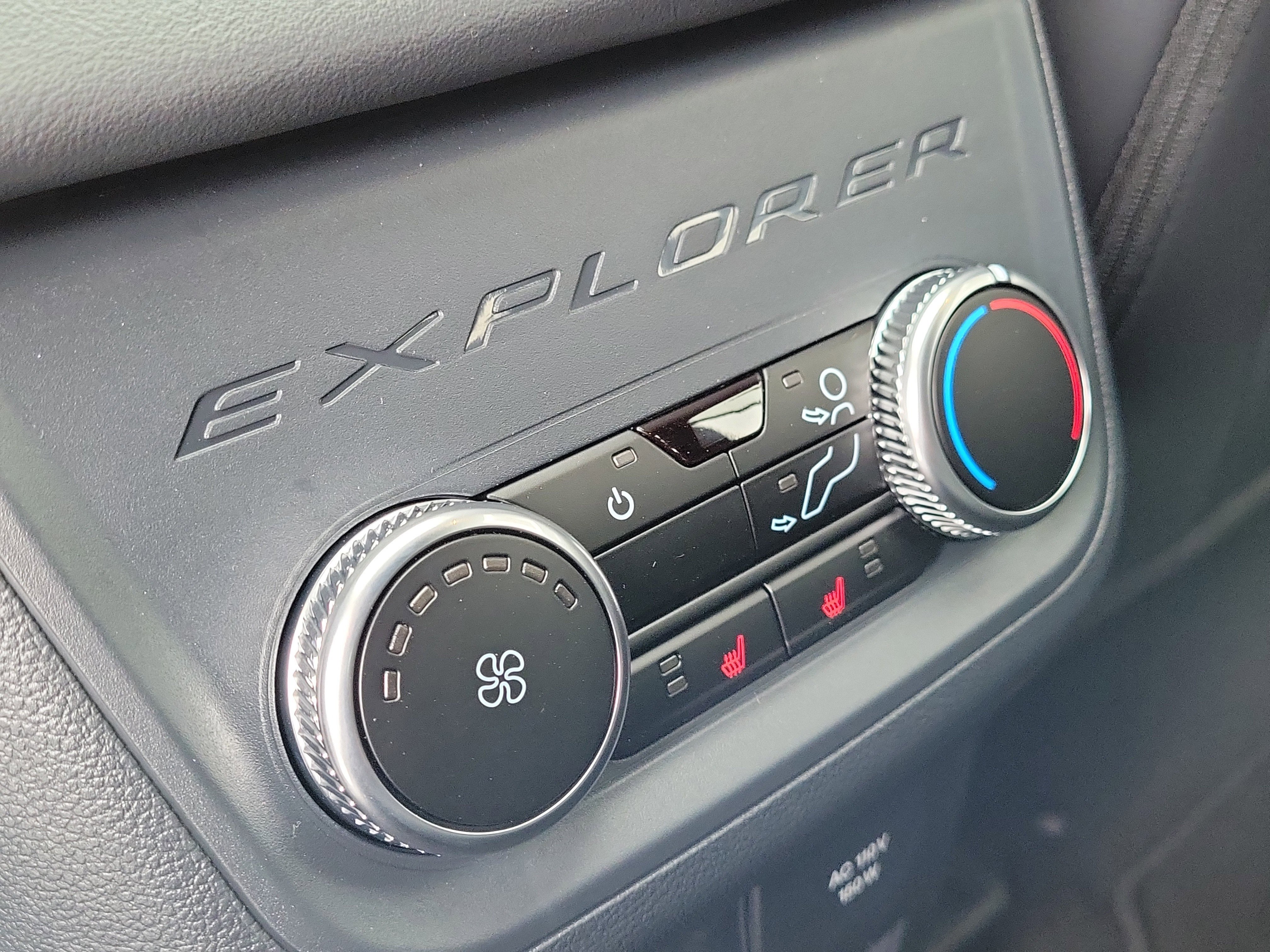 New 2026 Ford Explorer ST w/ Sun And Sound Package image 13