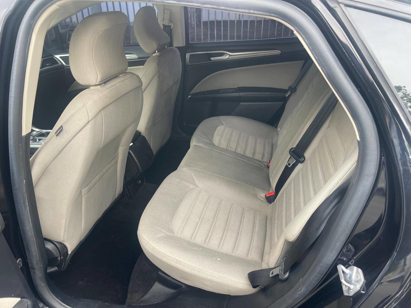 Used 2019 Ford Fusion S image 9
