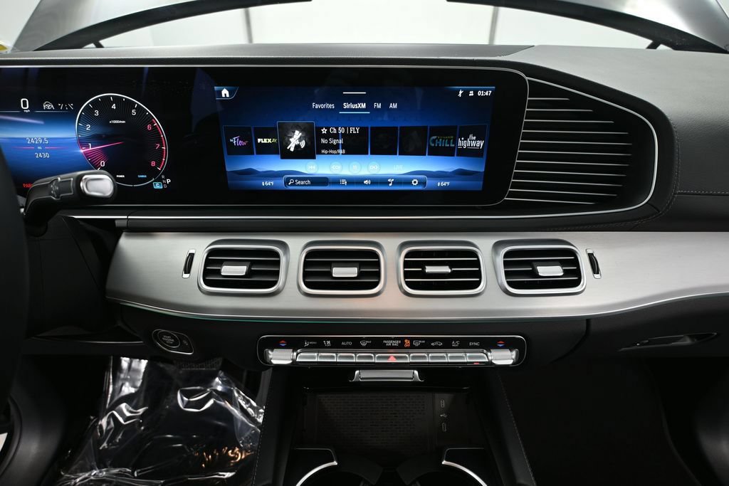 Used 2026 Mercedes-Benz GLS 450 4MATIC image 26
