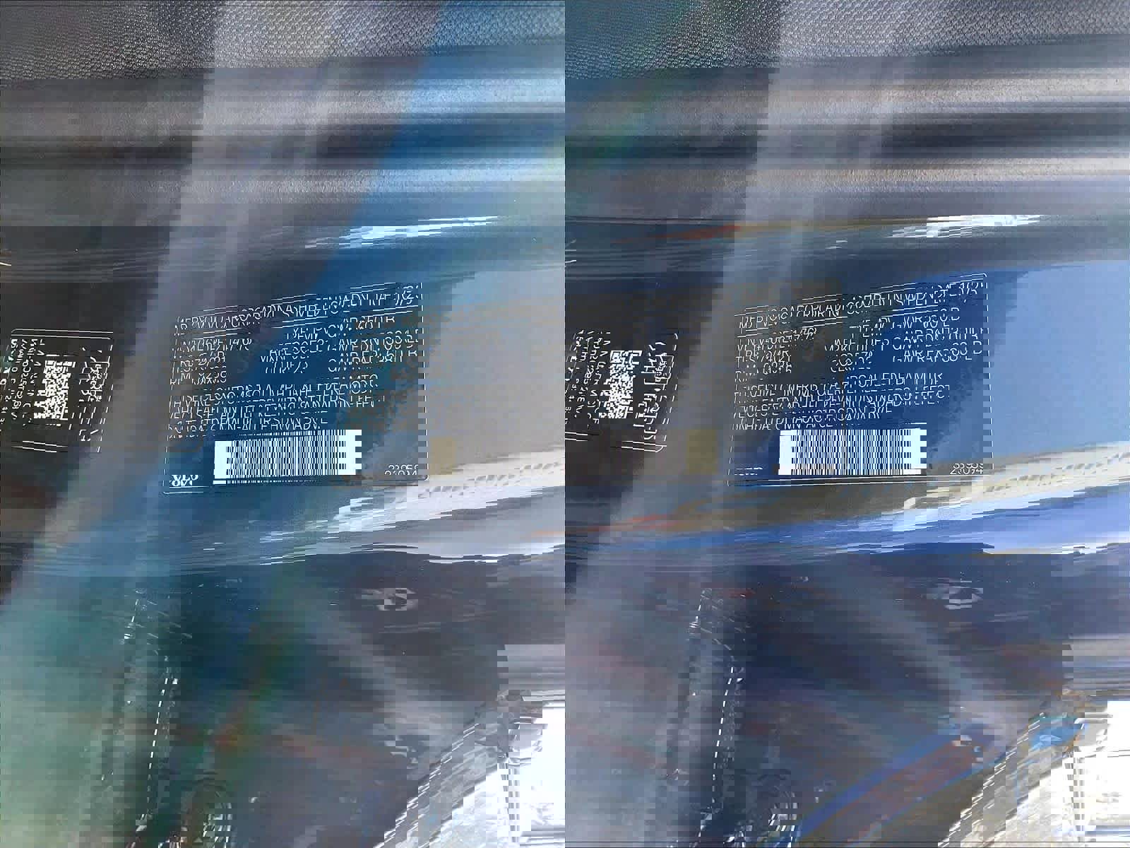 New 2026 Volvo XC90 T8 Plus w/ Protection Package Premier image 36