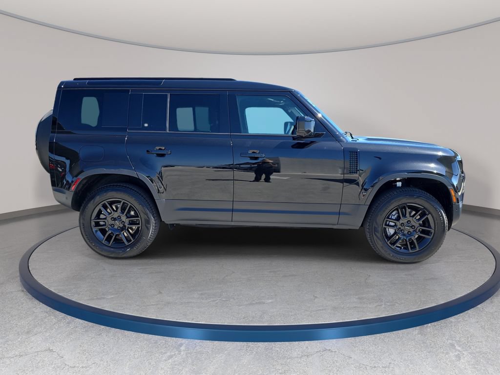 New 2026 Land Rover Defender 110 S AWD/4WD image 4