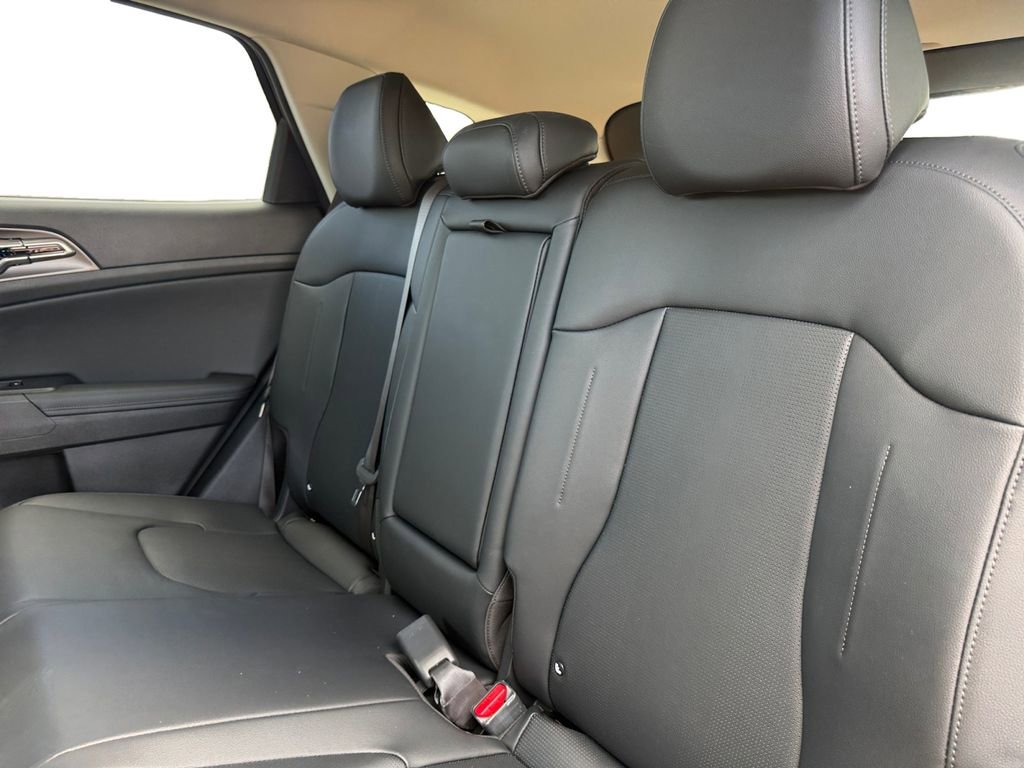 New 2026 Kia Sportage EX image 14