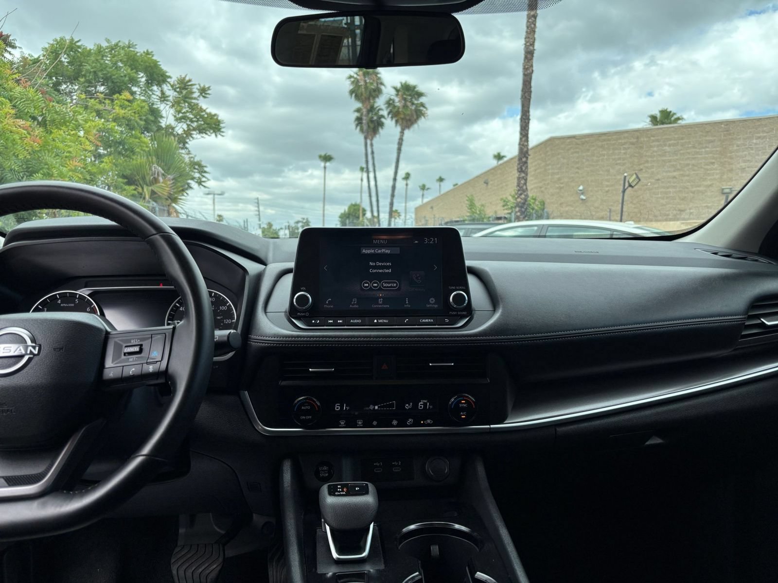 Used 2025 Nissan Rogue SV FWD image 35