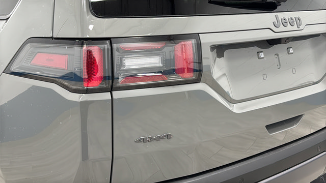 New 2026 Jeep Cherokee Limited AWD/4WD image 38