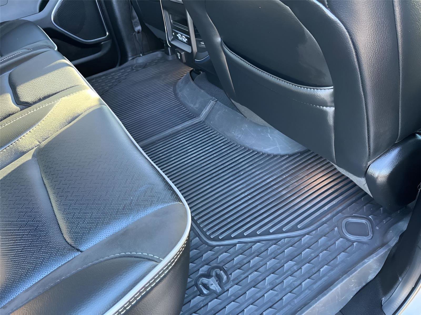 Used 2025 RAM 1500 Laramie w/ Sport Appearance Package image 33