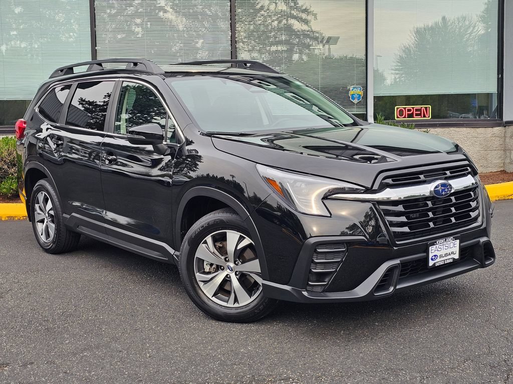 Used 2023 Subaru Ascent Premium w/ Convenience Package AWD/4WD image 1