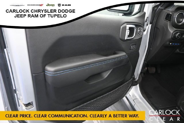 Used 2023 Jeep Wrangler Unlimited Rubicon 4xe w/ Cold Weather Group AWD/4WD image 13
