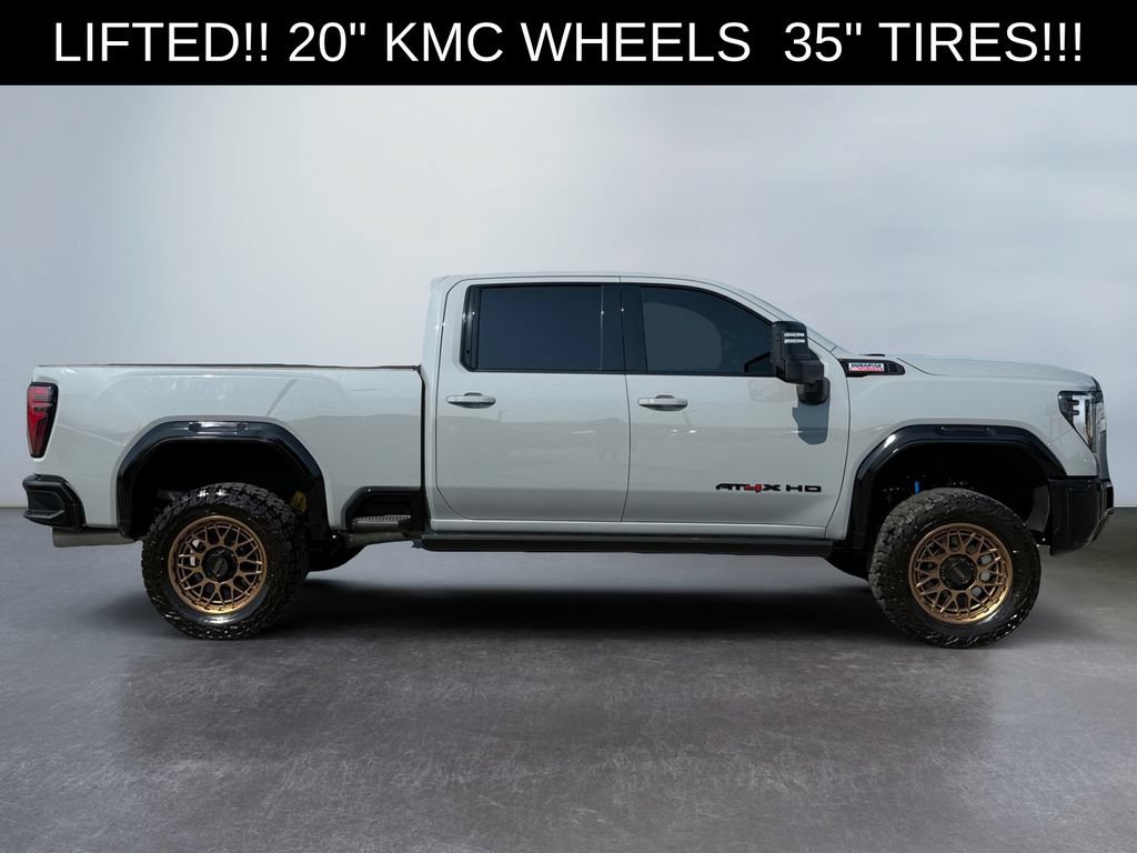 Used 2024 GMC Sierra 2500 AT4X AWD/4WD image 2