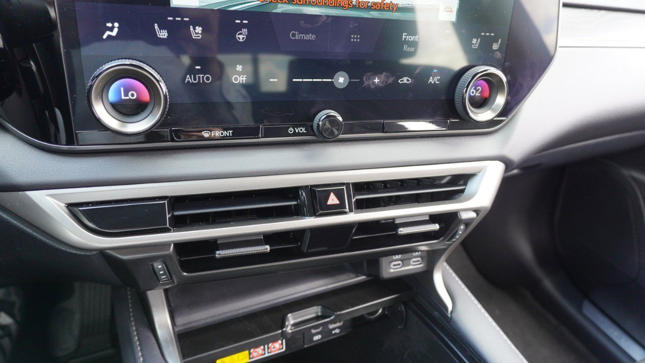 Used 2023 Lexus RX 350 Premium w/ Accessory Package (Z1) FWD image 17