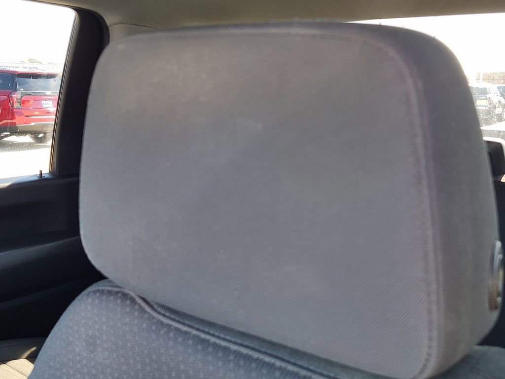 Used 2020 Chevrolet Silverado 2500 Custom w/ Custom Value Package image 18