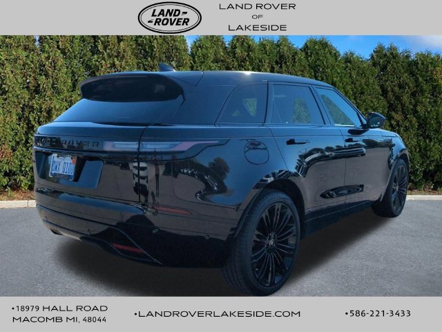 Used 2026 Land Rover Range Rover Velar Dynamic SE AWD/4WD image 4