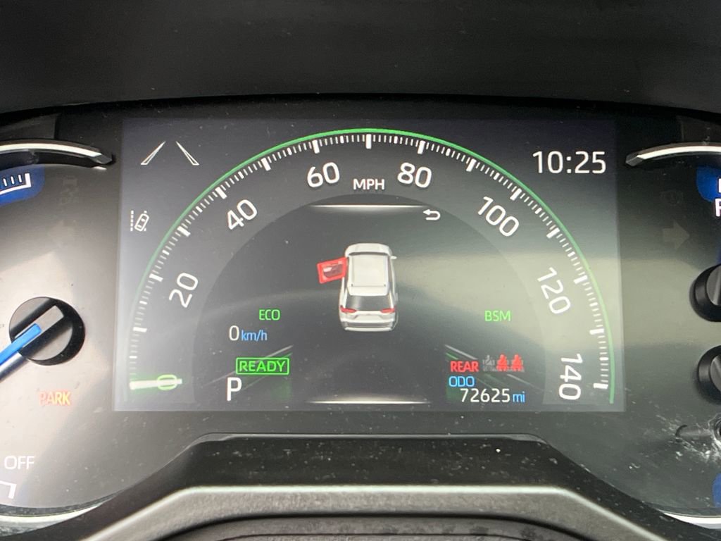 Used 2019 Toyota RAV4 Limited w/ Limited Grade Weather Package AWD/4WD image 15