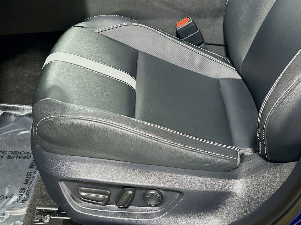 Used 2025 Toyota Camry SE w/ Multimedia Upgrade Package AWD/4WD image 16