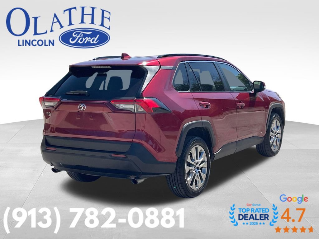 Used 2020 Toyota RAV4 XLE Premium AWD/4WD image 5