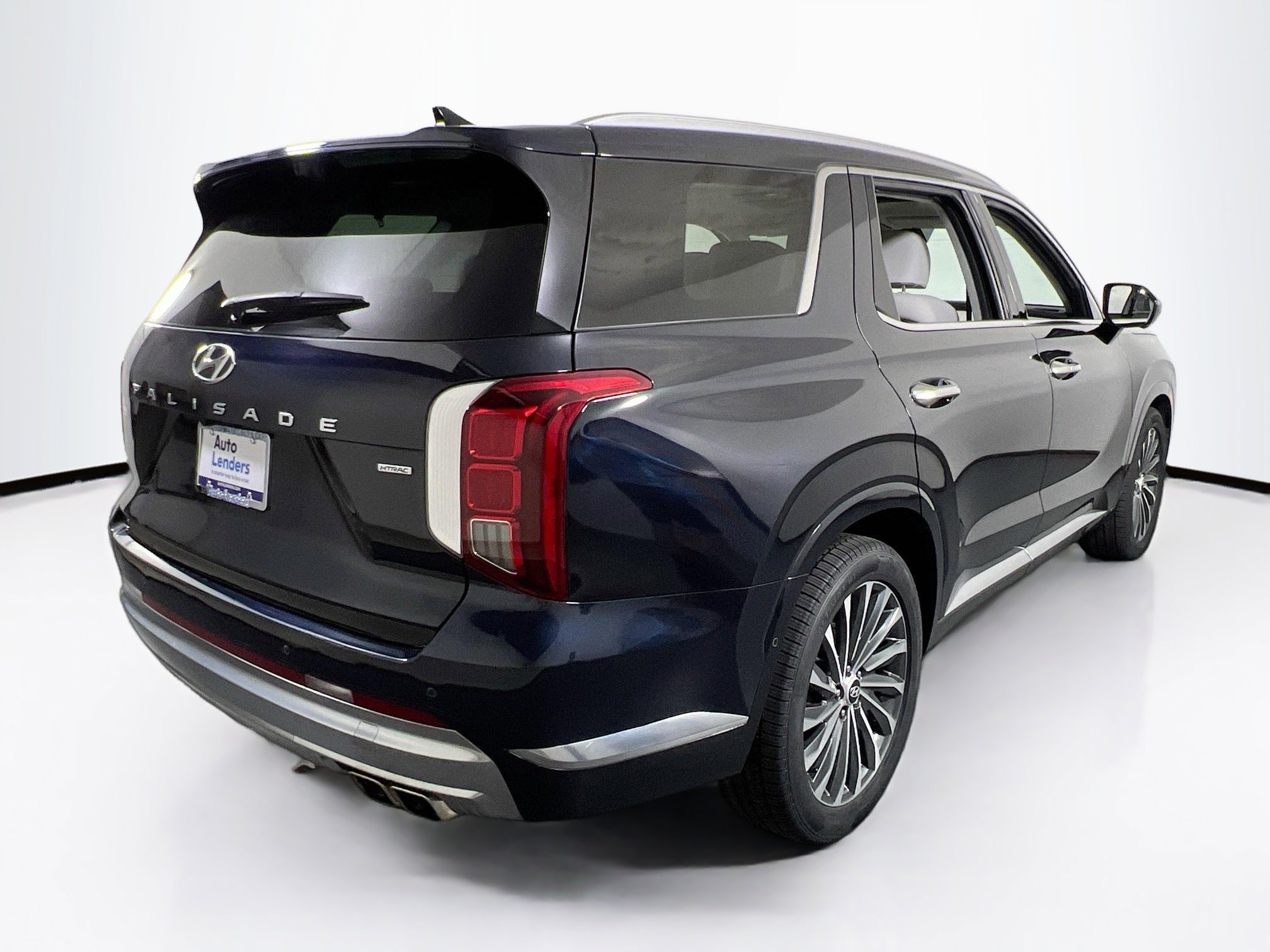 Used 2023 Hyundai Palisade Calligraphy image 5