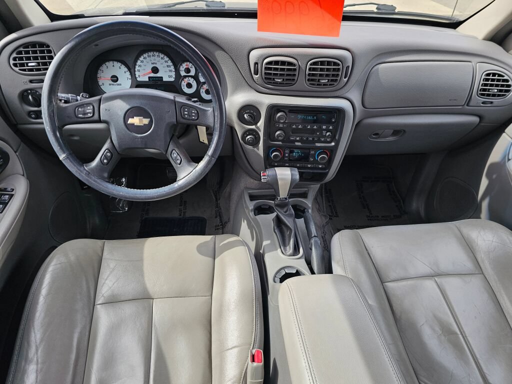 Used 2005 Chevrolet TrailBlazer LT w/ Luxury Package AWD/4WD image 22