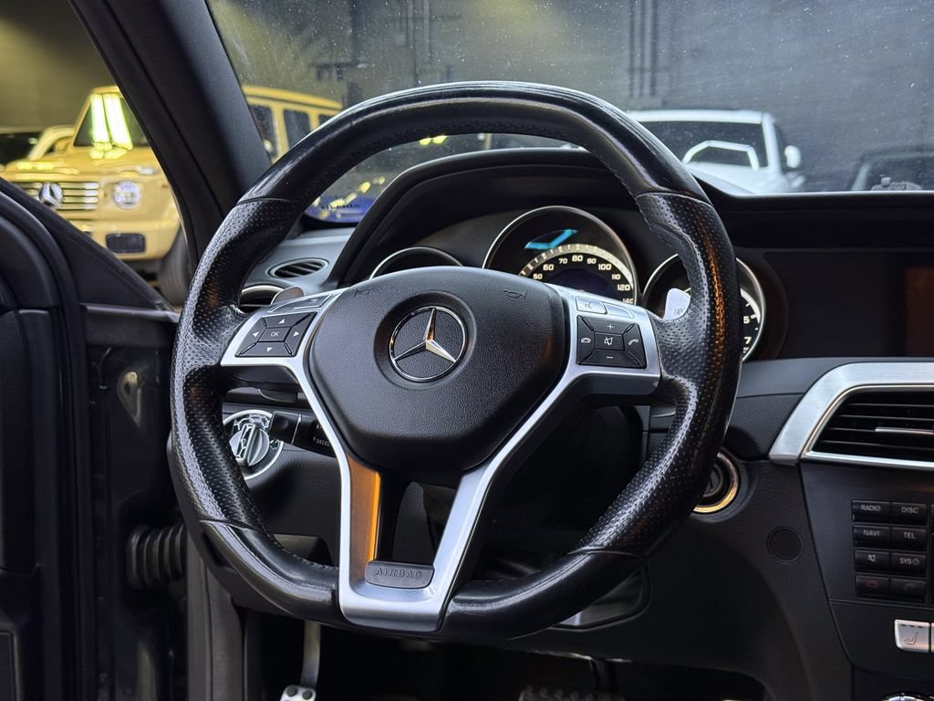 Used 2013 Mercedes-Benz C 63 AMG Coupe image 20