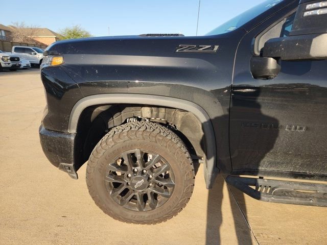 Used 2025 Chevrolet Silverado 2500 LT w/ Trail Boss Package image 7