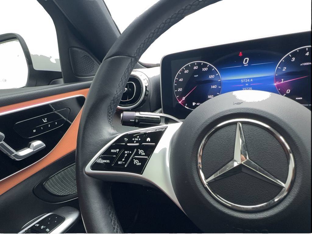 Used 2023 Mercedes-Benz C 300 4MATIC Sedan image 41