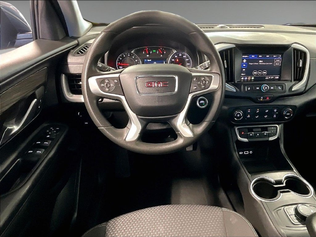 Used 2024 GMC Terrain SLE AWD/4WD image 18