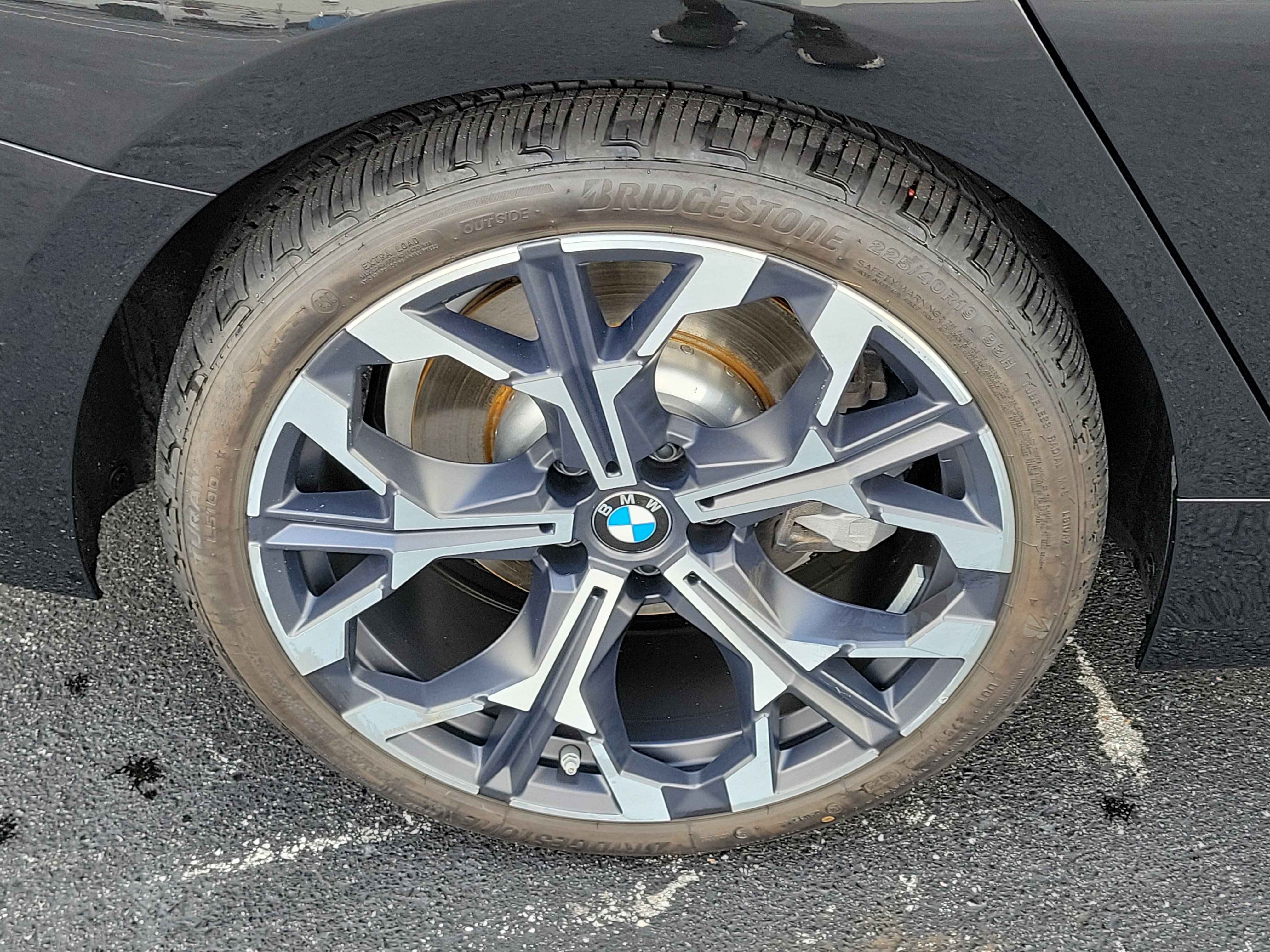 Used 2026 BMW 330i Sedan w/ Premium Package RWD image 6