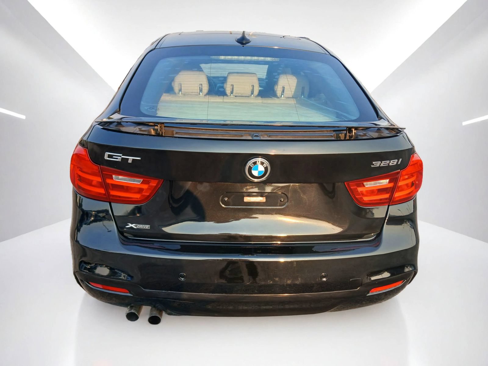 Used 2016 BMW 328i Gran Turismo xDrive AWD/4WD image 6