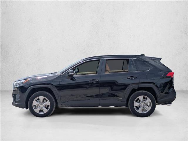 Used 2025 Toyota RAV4 XLE AWD/4WD image 8