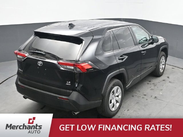Used 2024 Toyota RAV4 LE AWD/4WD image 24