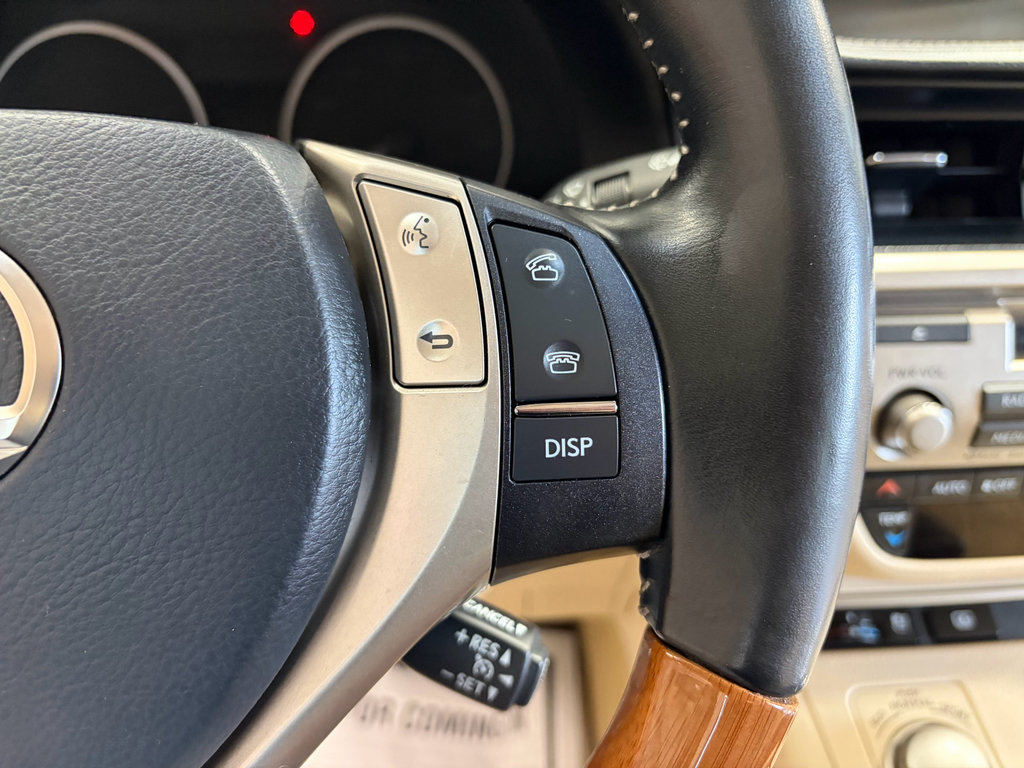 Used 2013 Lexus ES 300h w/ Luxury Pkg FWD image 14