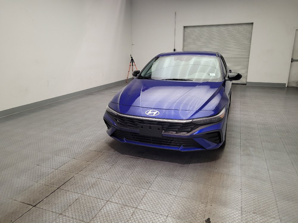 Used 2025 Hyundai Elantra Sport FWD image 15