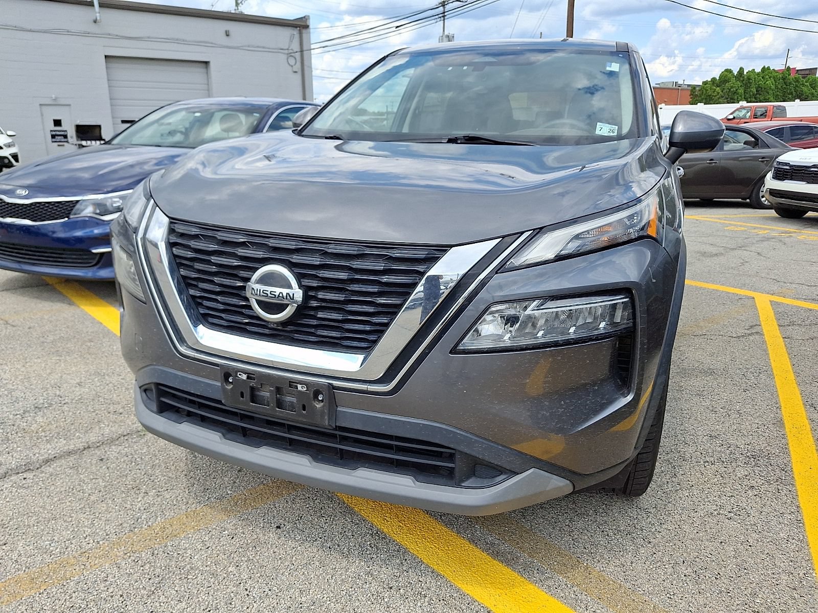 Used 2021 Nissan Rogue SV AWD/4WD image 4