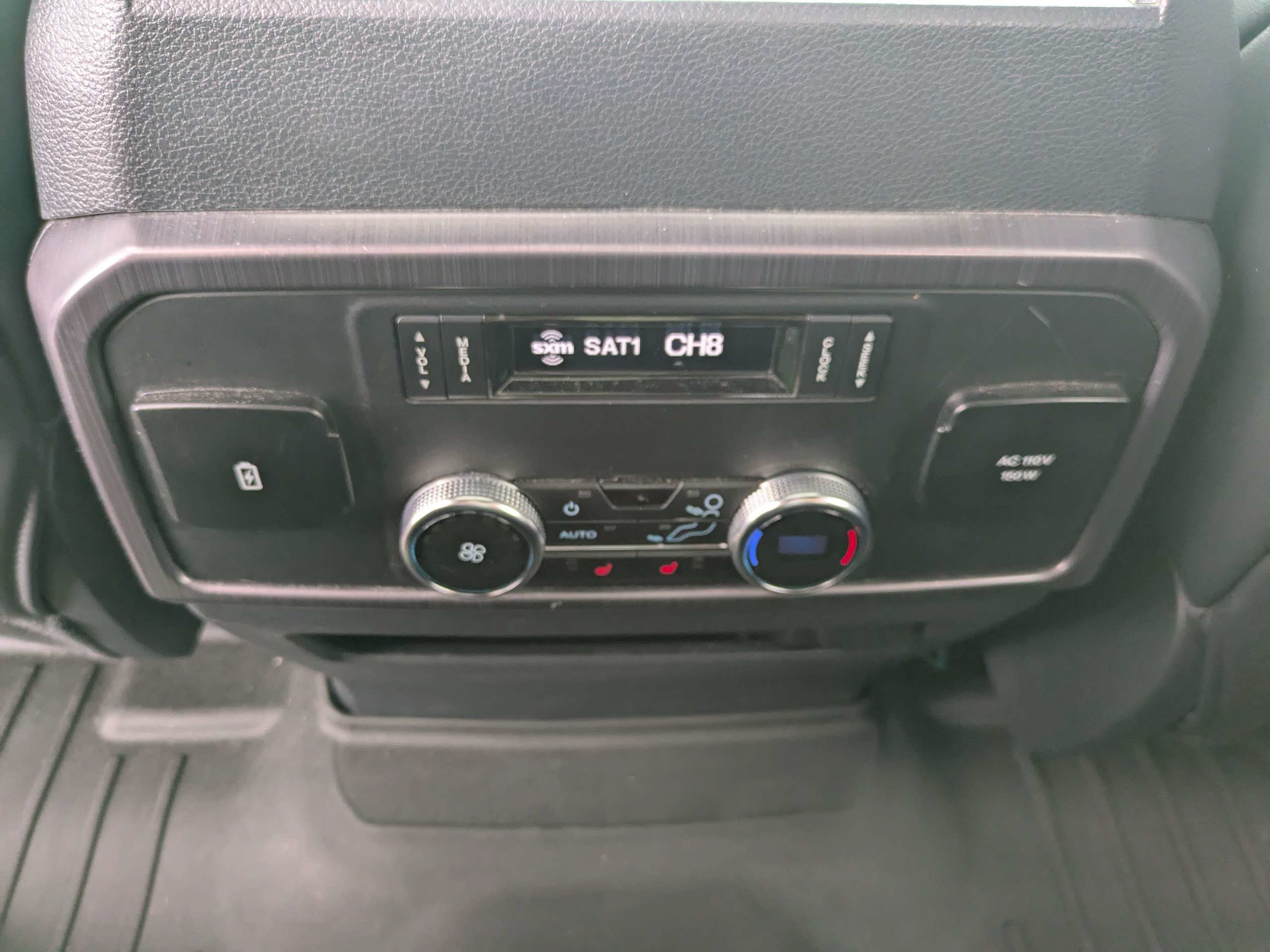 Used 2024 Ford Expedition Max Platinum AWD/4WD image 14