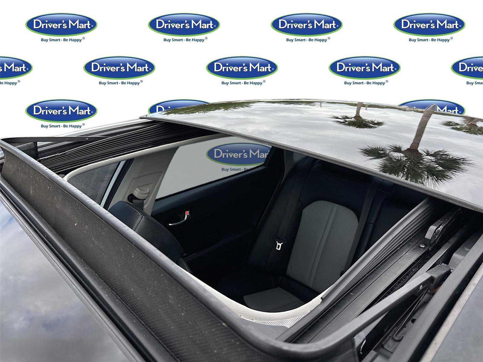 Used 2020 Kia Optima Premium image 23