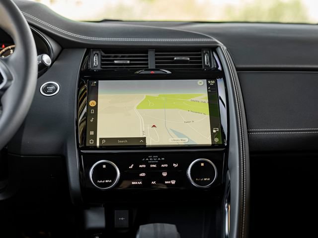 New 2024 Jaguar E-PACE R-Dynamic SE AWD/4WD image 17