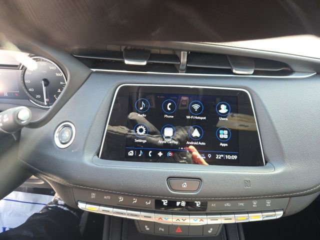 Certified 2019 Cadillac XT4 Premium Luxury w/ Cold Weather Package image 31