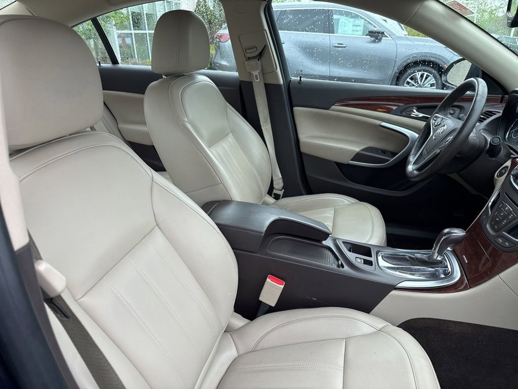 Used 2016 Buick Regal Premium FWD image 28