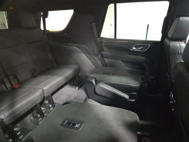 Used 2022 Chevrolet Tahoe Z71 w/ Z71 Off-Road Package image 11