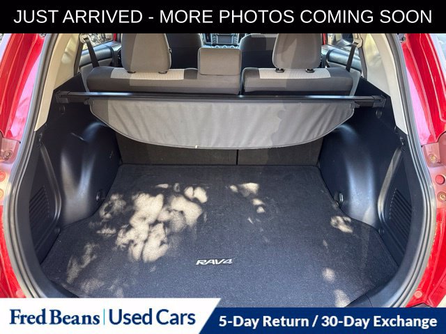 Used 2014 Toyota RAV4 LE AWD/4WD image 8
