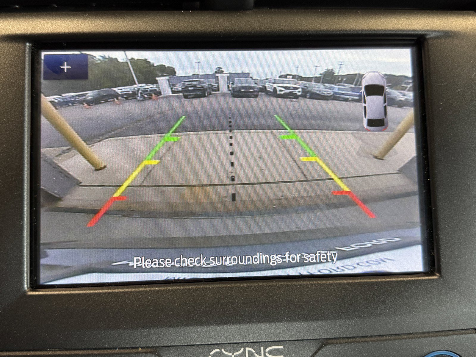 Used 2020 Ford Fusion SE FWD image 14