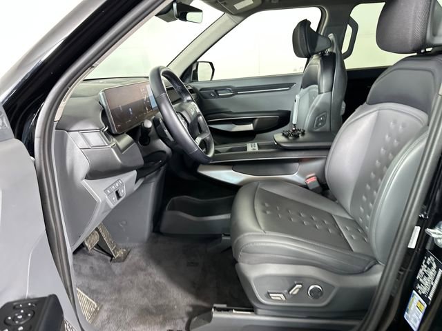 Used 2024 Kia EV9 Wind image 11