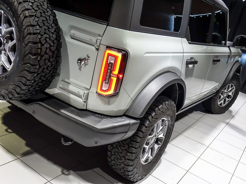 Used 2024 Ford Bronco Badlands AWD/4WD image 8